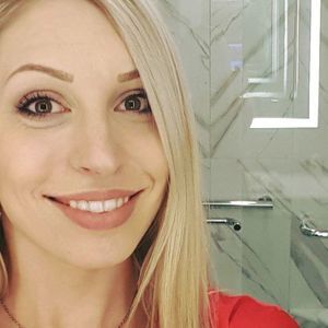 Meet your Posher, Taryn